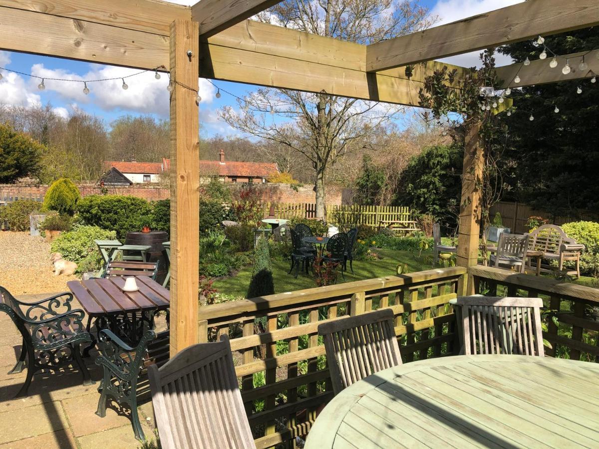 The Crown Inn Smallburgh ภายนอก รูปภาพ